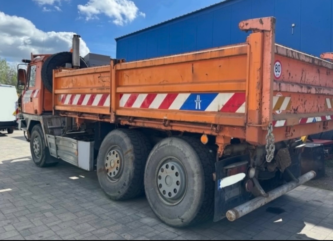 Tatra T815 - 6