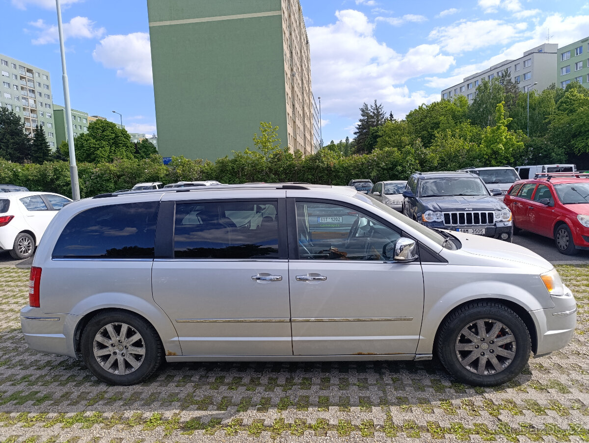 Chrysler Grand Voyager 2008, 2.8. diesel - 6