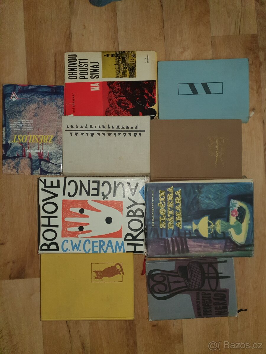 Set více než 150 knih - 6