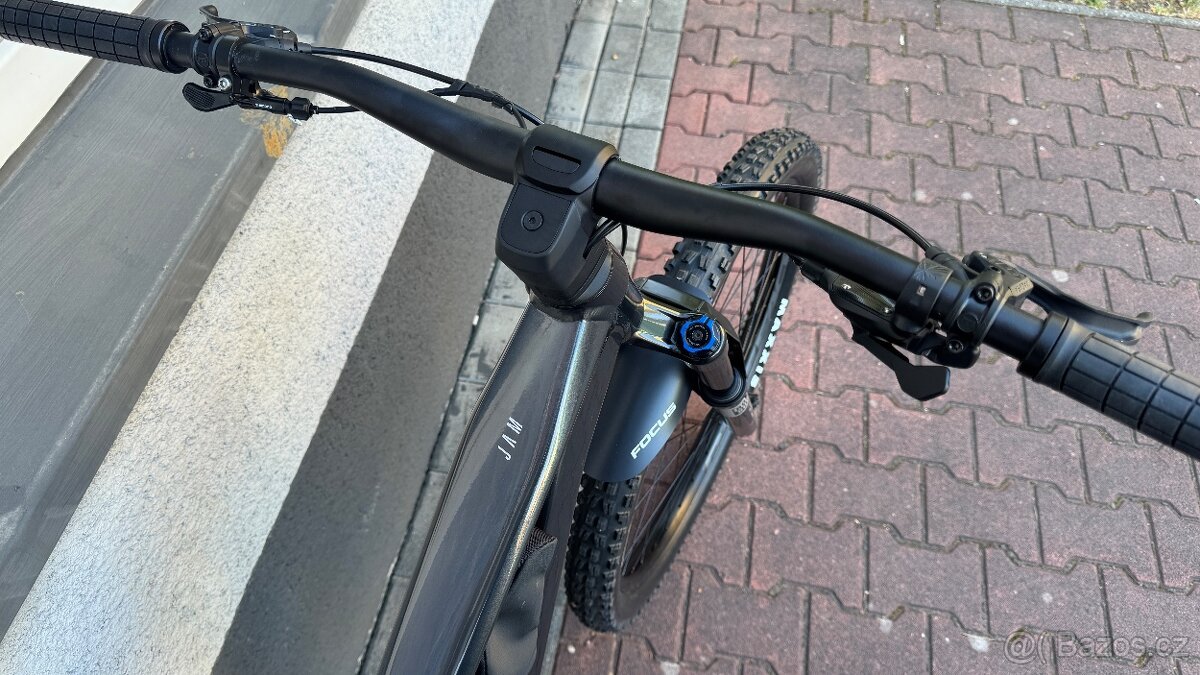 Horské kolo Focus JAM 6.8 Black - 6