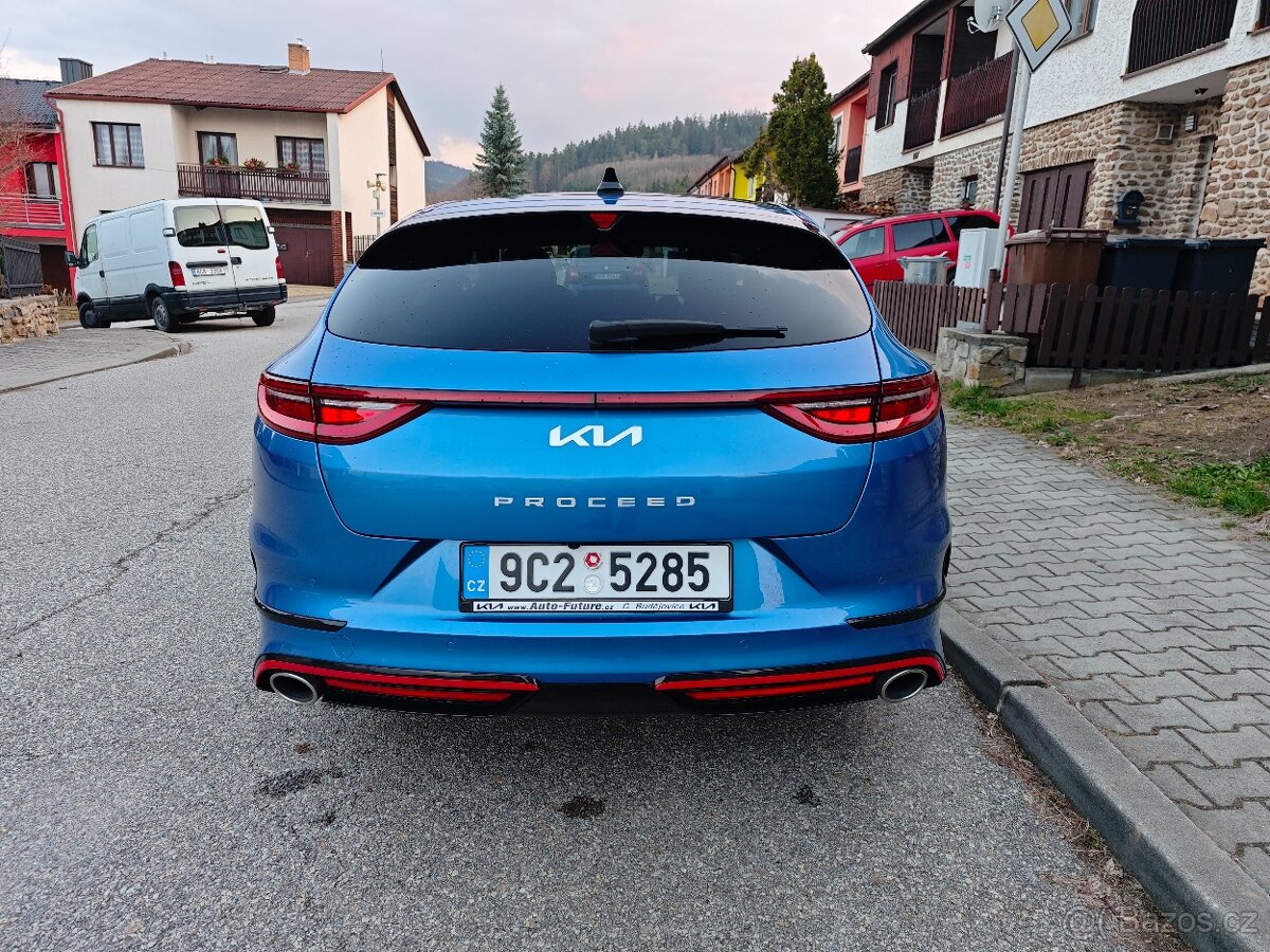 Kia Proceed GT - 6
