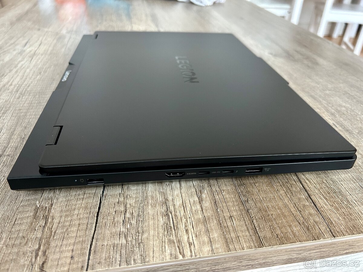 Lenovo Legion Pro 5 (255HX, RTX 5060, OLED) - 6