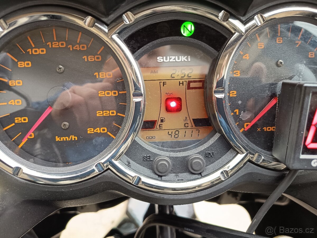 Suzuki DL 1000 V-Strom - 6