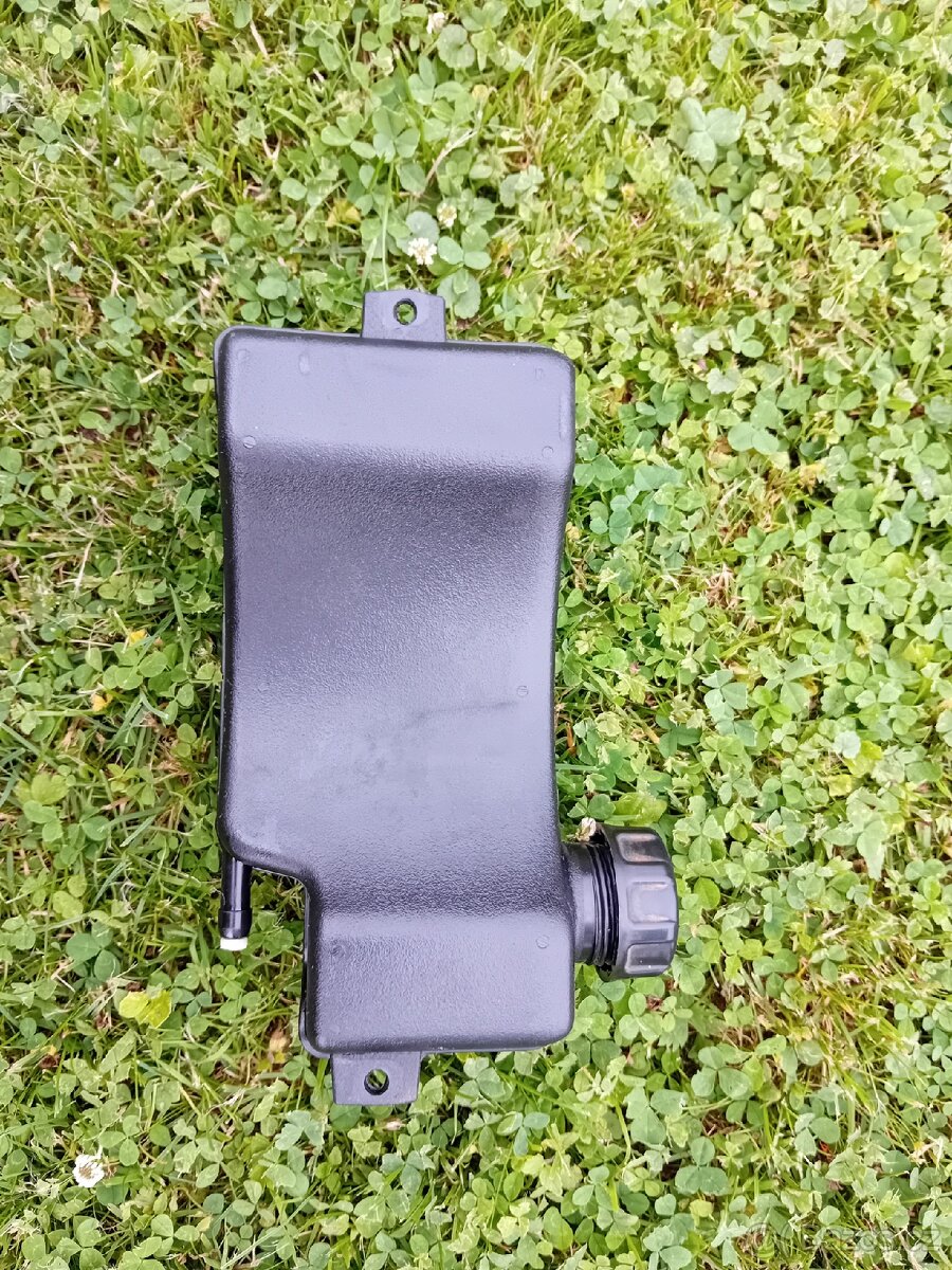 Palivová nádrž - 6