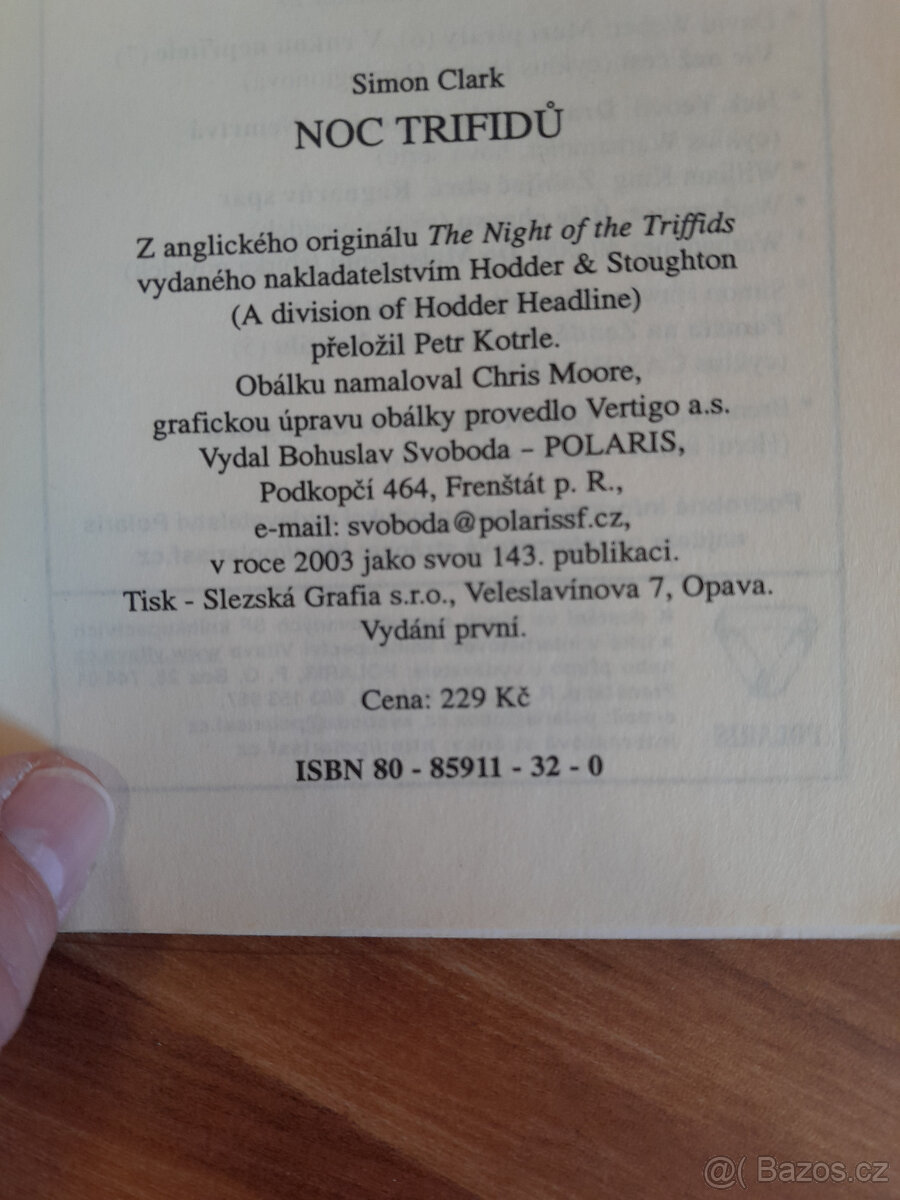 Kniha scifi Simon Clark, Noc trifidů - 6