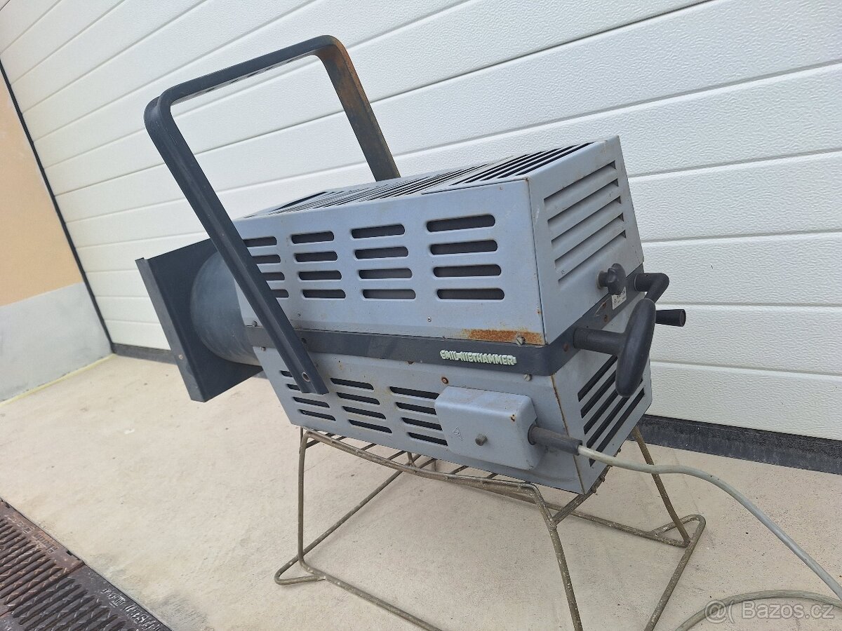 Divadelni reflektor - 6