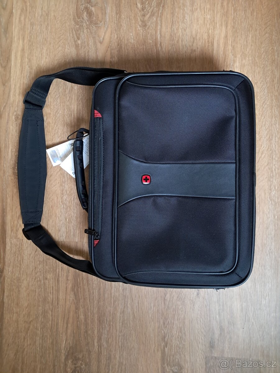 Nabízím herní notebook Legion s pouzdrem - 6