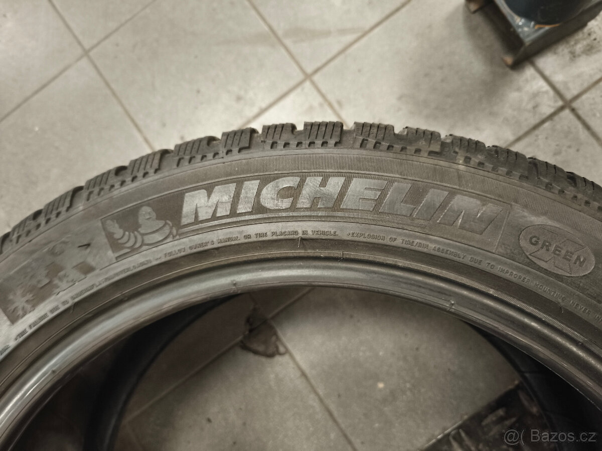 Zimní pneu 245/45 R18 245/45/18 - 6