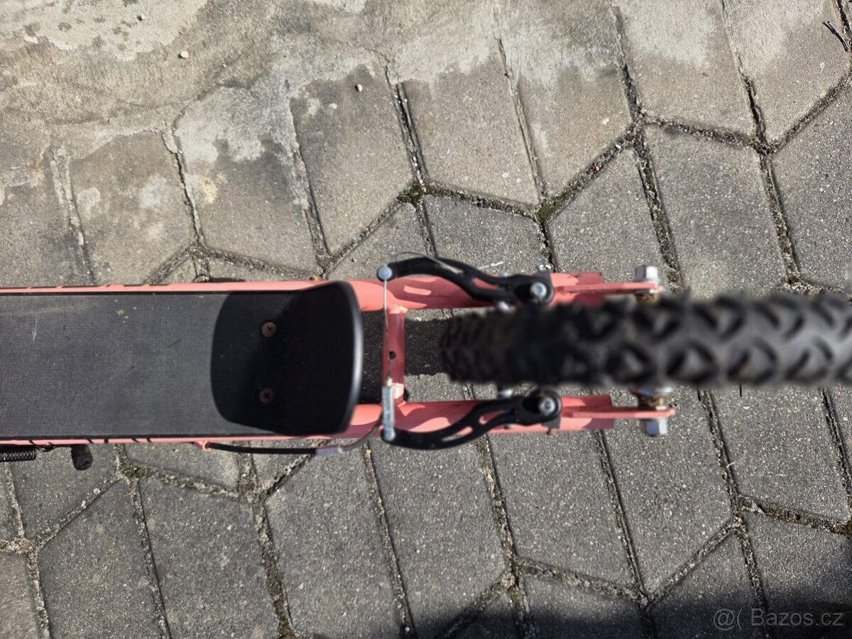 koloběžka Brother Mistral - 6