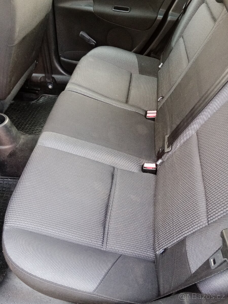 Peugeot 207 - 6