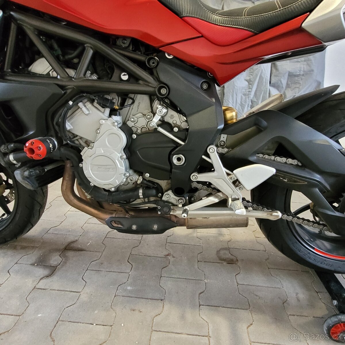 Prodám silniční motorku MV AUGUSTA - 6
