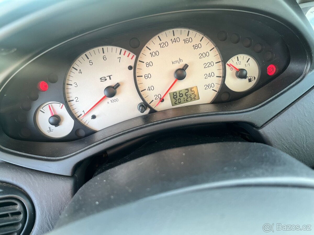 Ford Focus ST 170 - 6