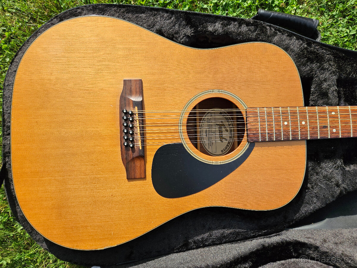 Celomasivní akustická 12 strunná kytara FURCH - 6