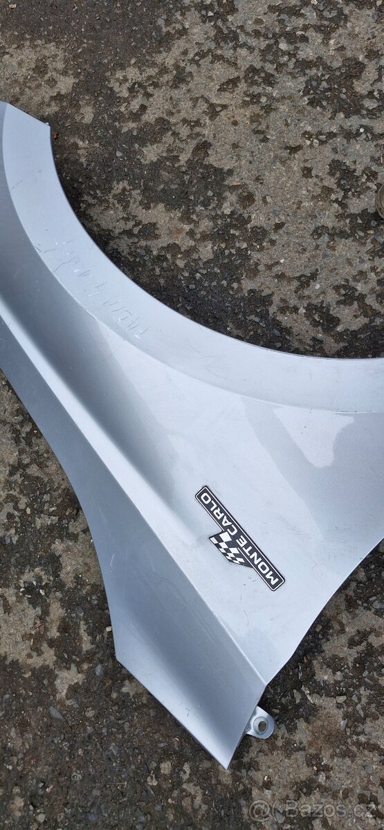 Pravy predni blatnik skoda fabia 4 - 6