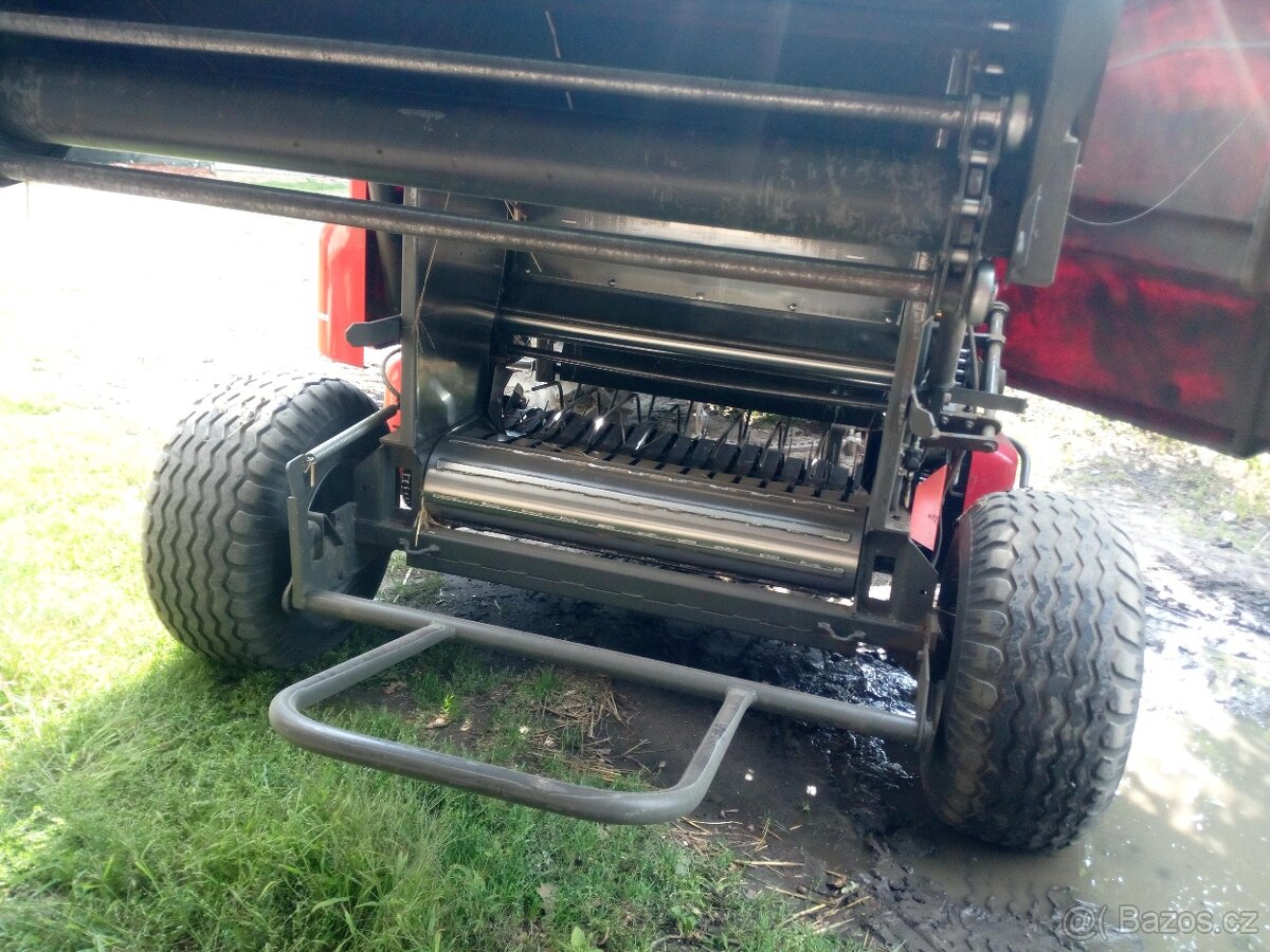 lis na kulaté balíky ursus z 543 - 6