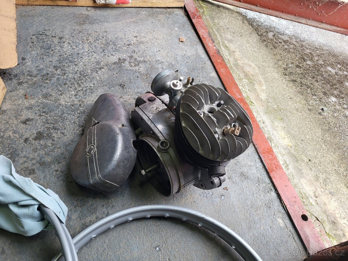 Prodam dily na manet 90 - 6