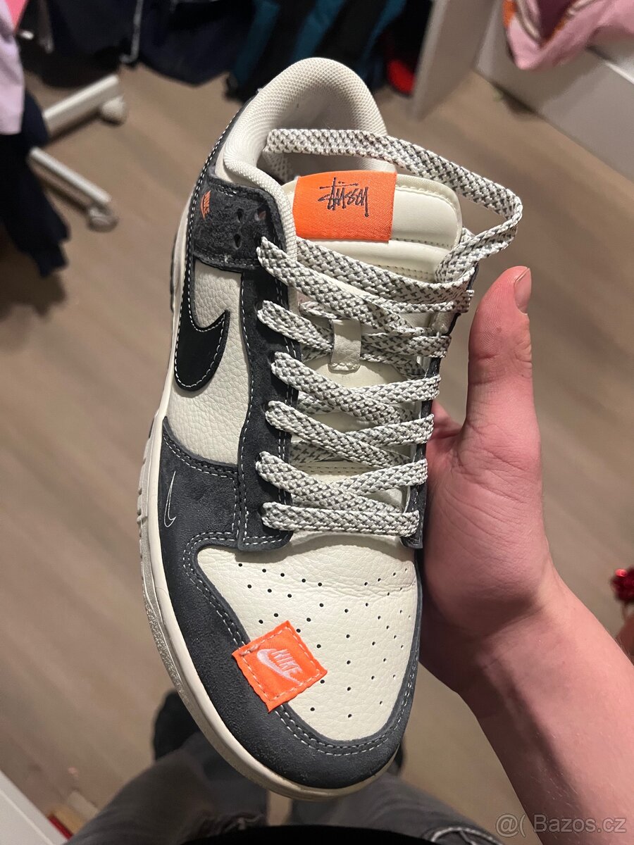 Stussy x Nike dunk - 6