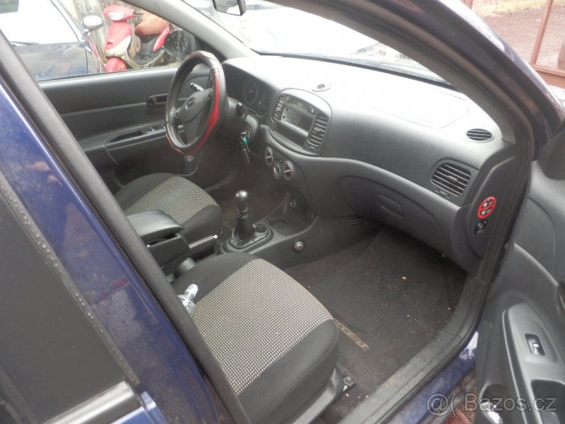 Hyundai Accent 1.5 CRDI - 6