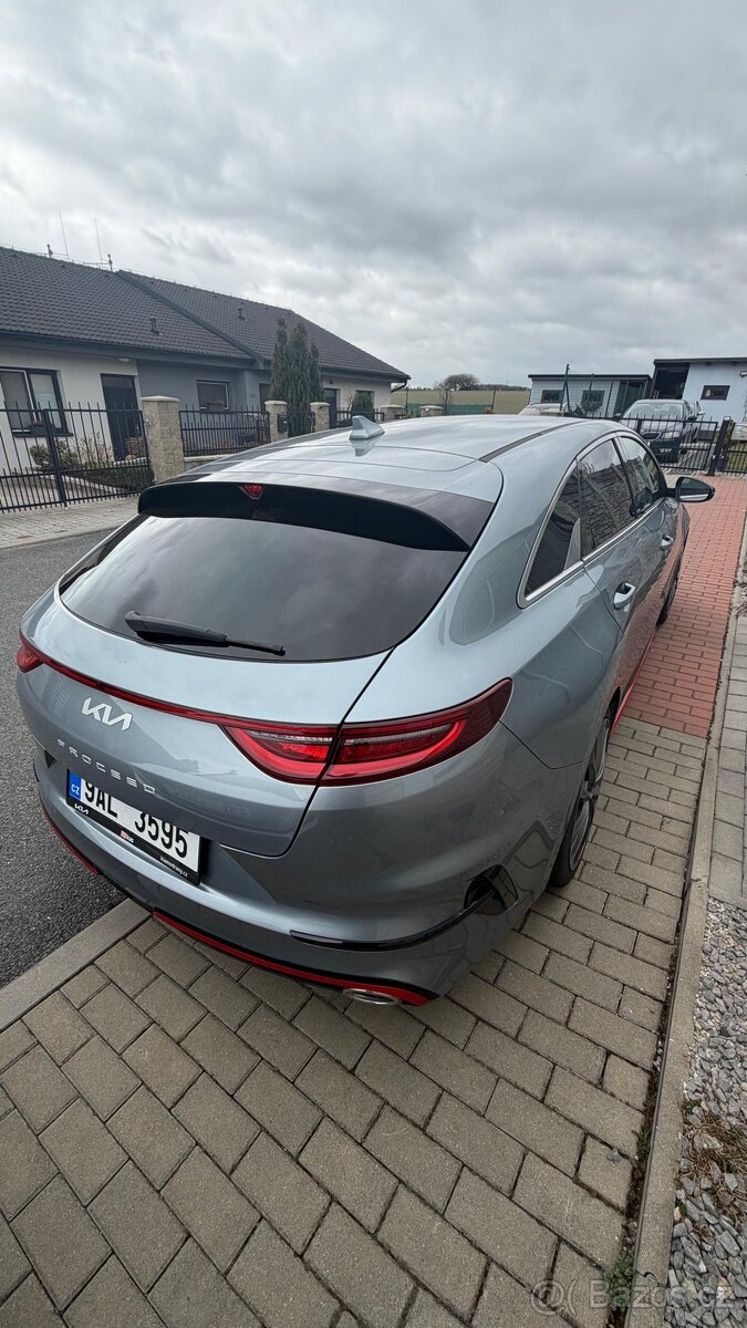 Kia ProCeed - 6