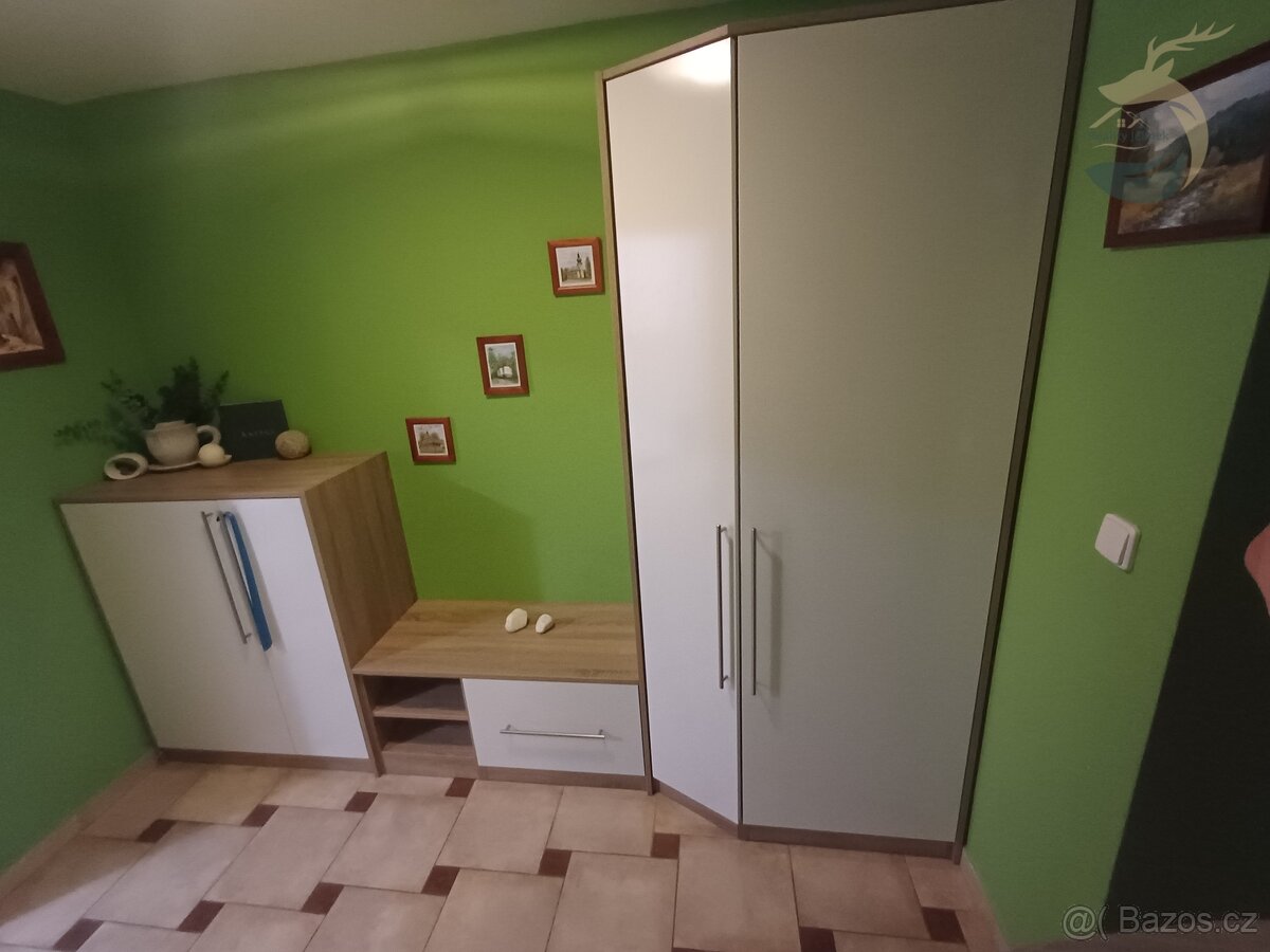 Apartmán 3+kk 93 m² s terasou 27 m², wellness a parkováním – - 6