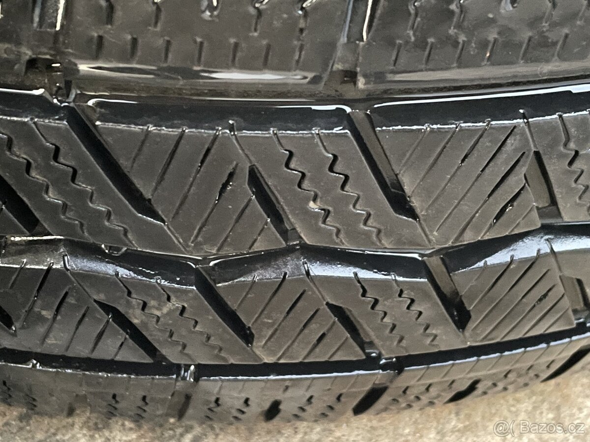 VW T5 T6 T6.1 zimní plechové disky plecháče pneu 205/65 R16C - 6