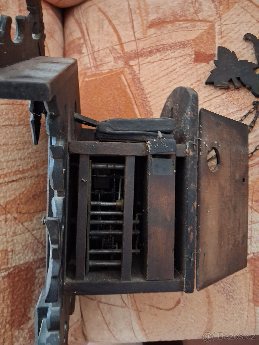 Prodám dřevěné kukačky - 6