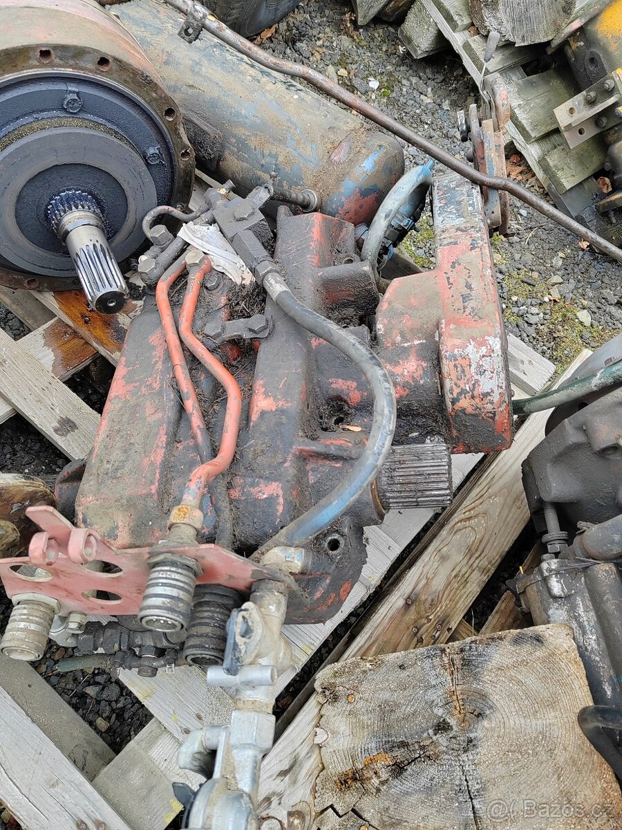 Zetor Crystal 12045 převodovka, hydraulika atd. - 6