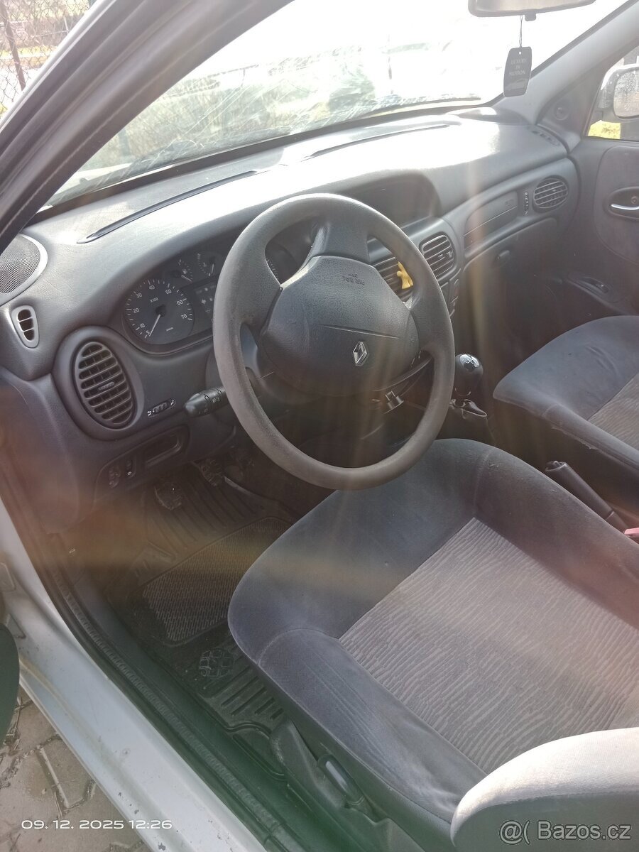 Renault Megane - 6
