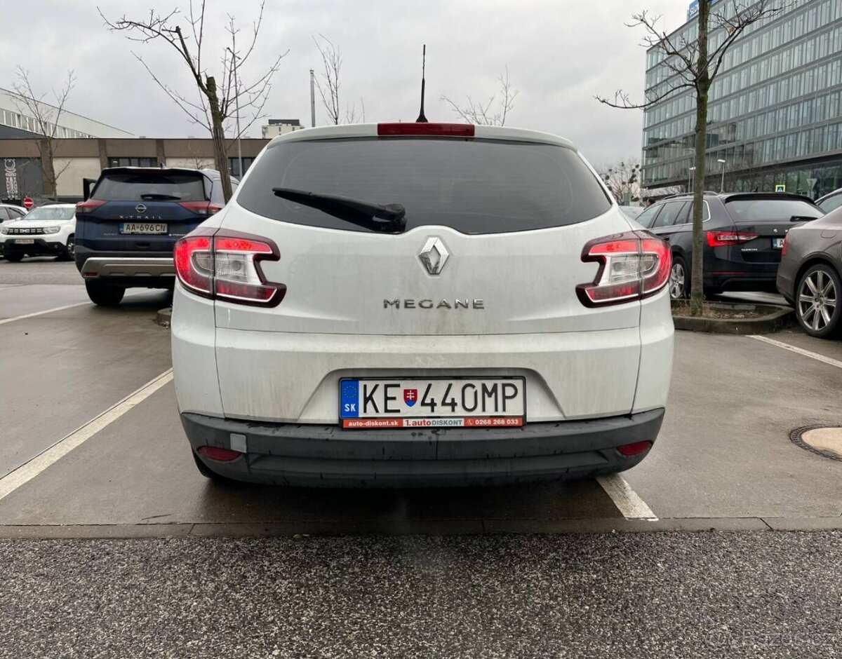 Renault Megane 1.6i - 6
