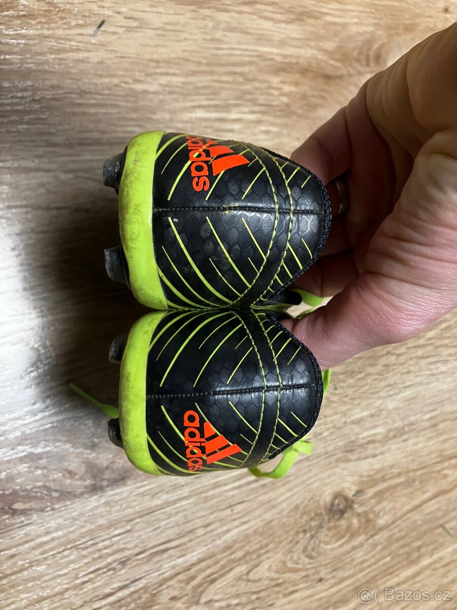 Prodám dětské kopačky Adidas - 6