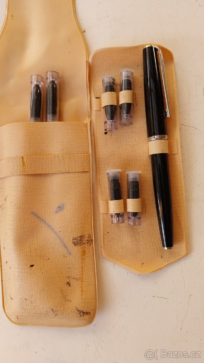 Retro kufřík,počítadla,pero,ořezávátka - 6