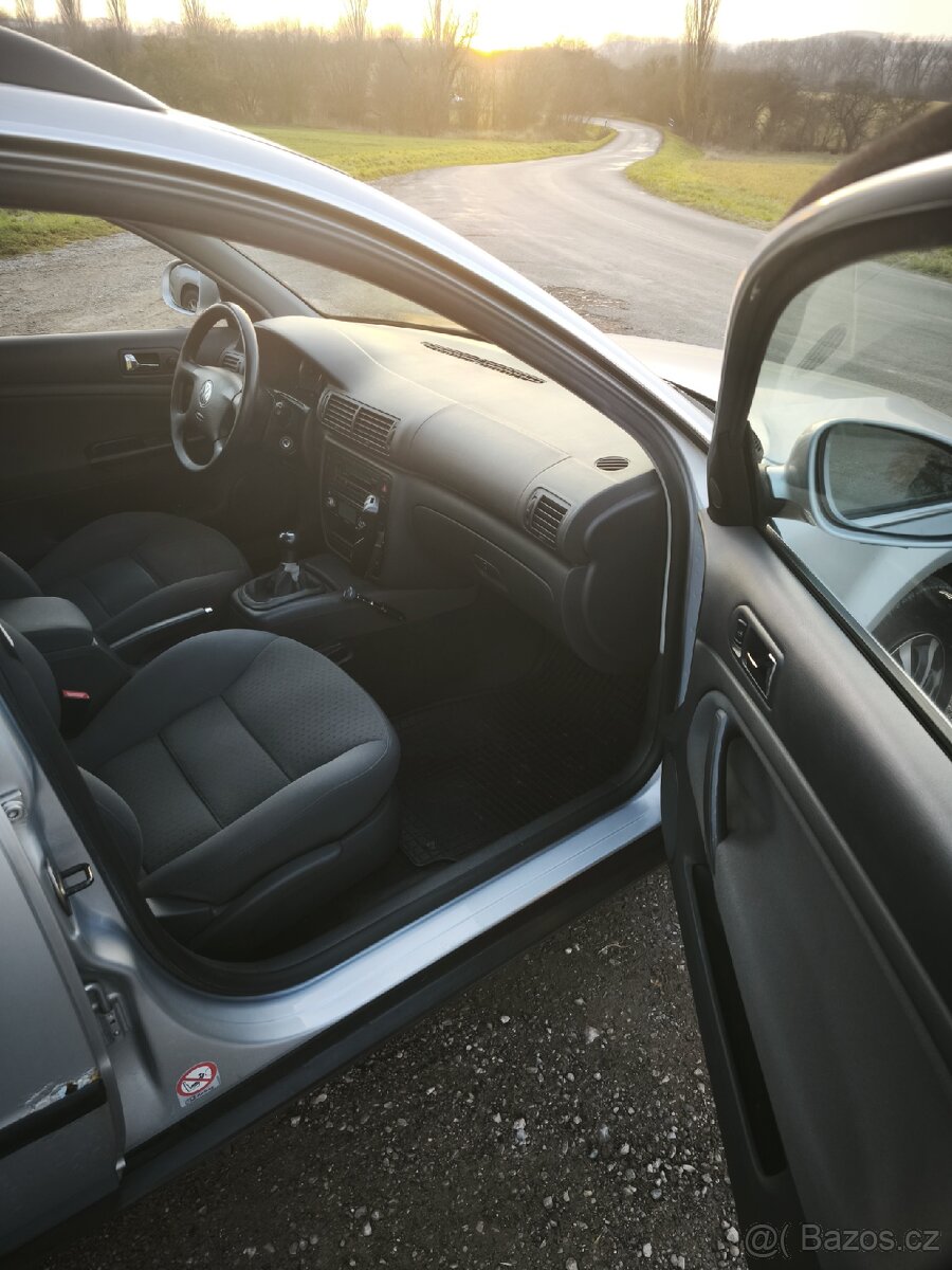 Volkswagen Passat B5,5 1.9 TDI 96kw - top km - 6
