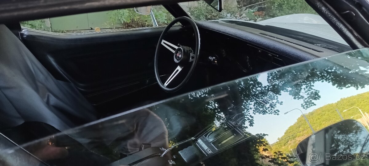 Chevrolet Corvette C3 - 6