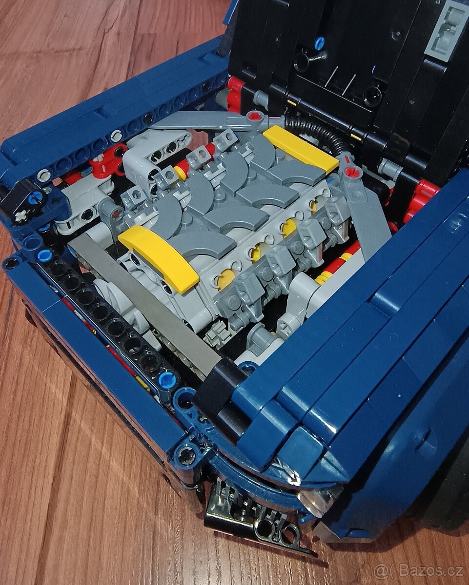 Lego 42110 Land Rover Defender (MOC) - 6