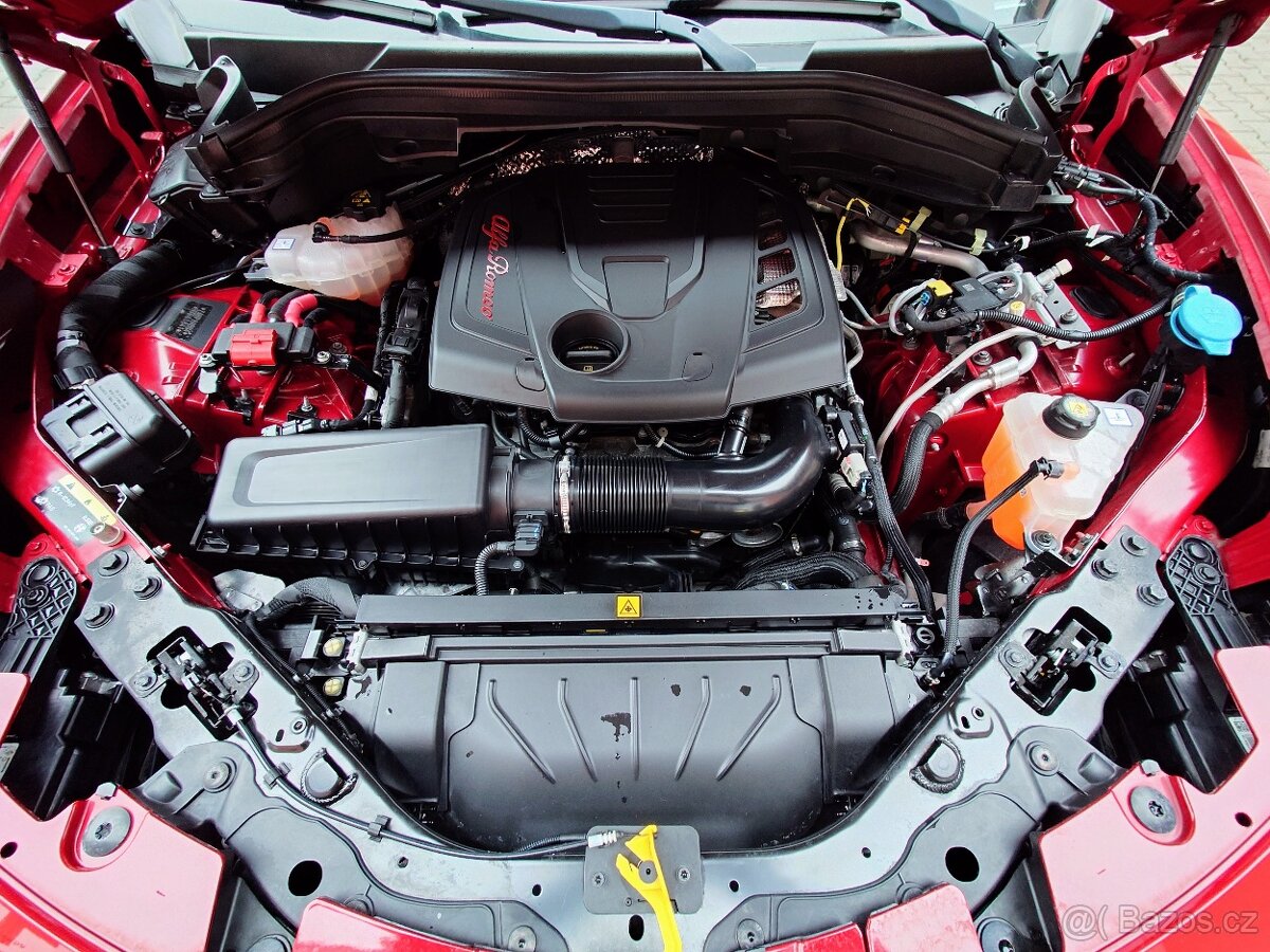 Alfa Romeo Stelvio 2023 2.0 Ti 206 kW - 6