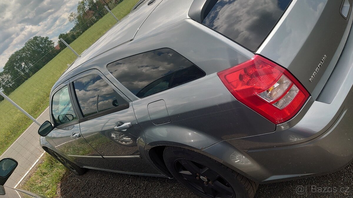 DODGE MAGNUM RT 5,7 V8 HEMI AWD - 6