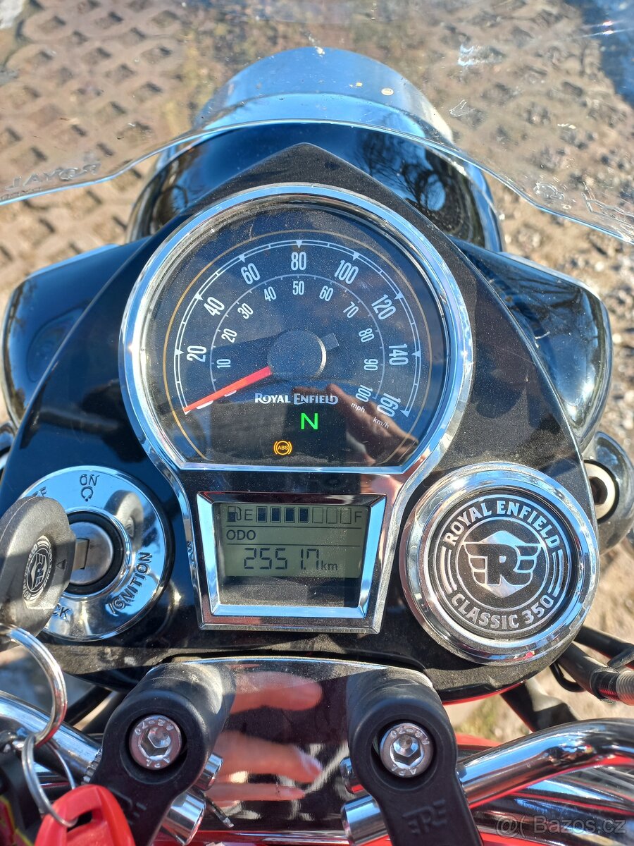 Prodám Royal Enfield classic 350 red/chrome - 6