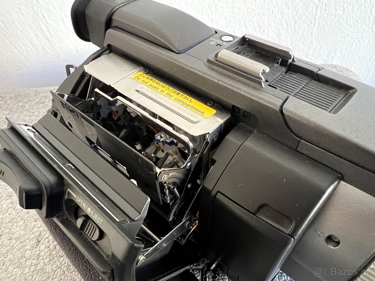 SONY DCR-TRV950E MiniDV Camcoder - 6