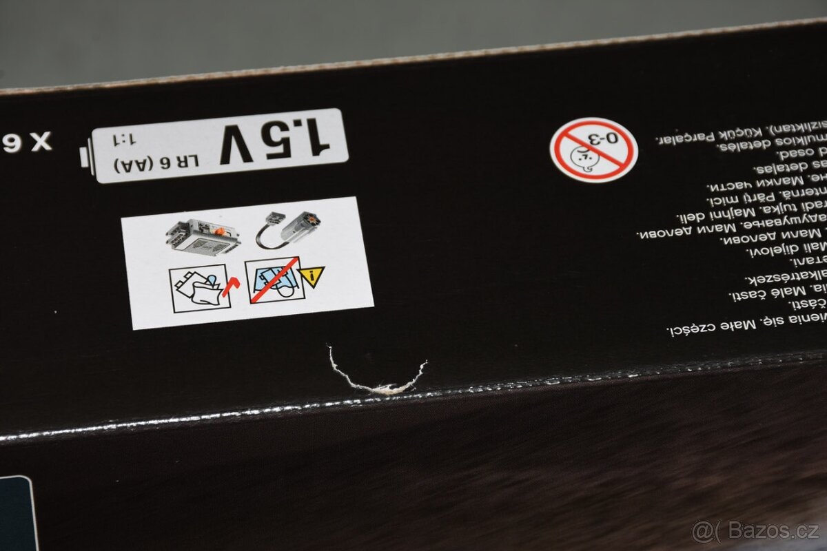 Lego 42066 - Závodní Stíhačka - 6