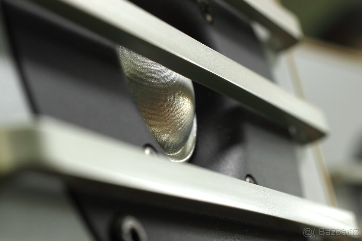 Sloupové reprosoustavy - 6