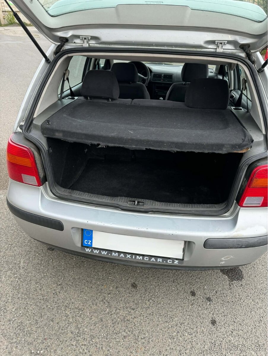 Volkswagen Golf IV - 6