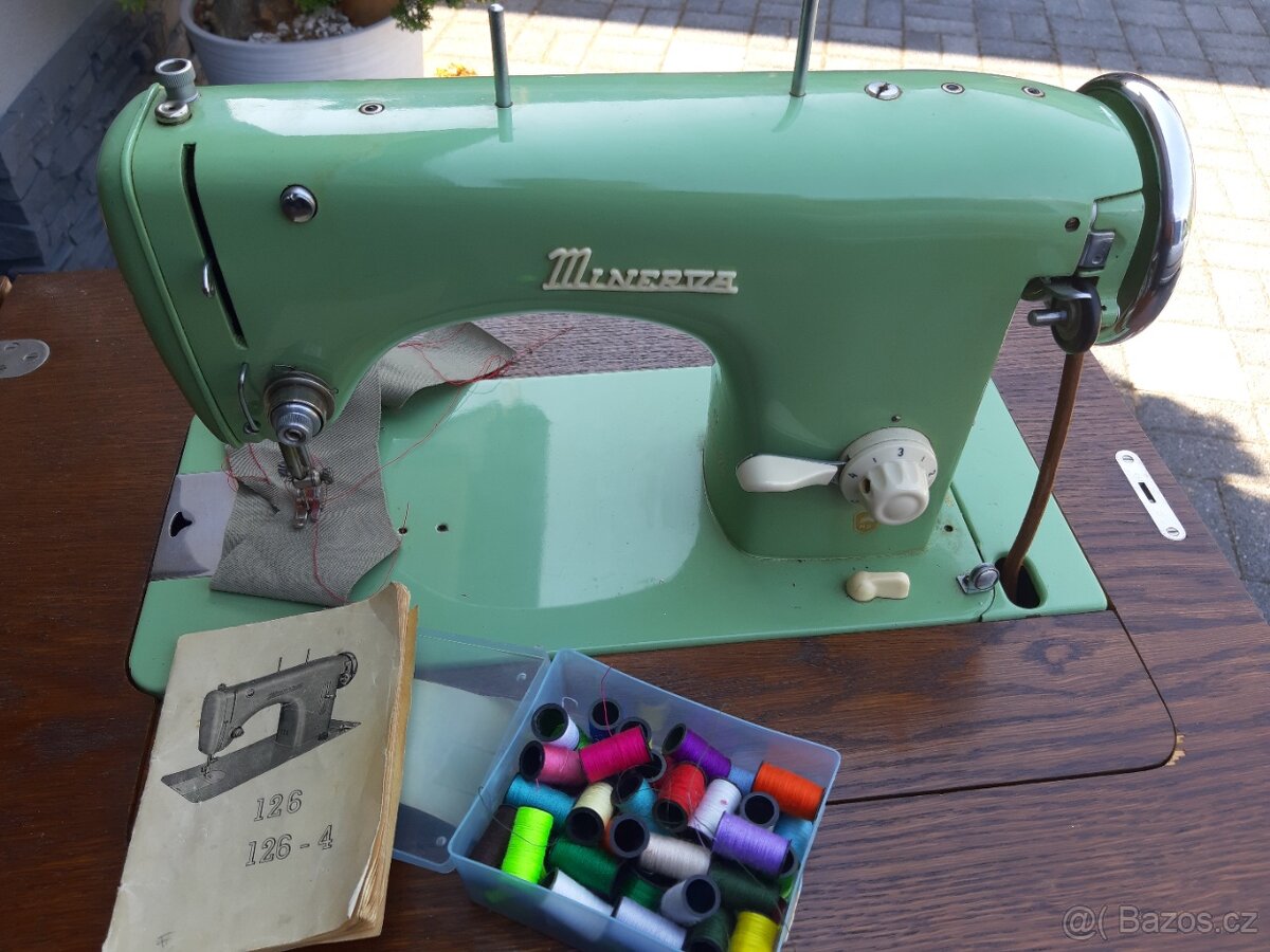 ŠICÍ STROJ SKŘÍŇKOVÝ SLEVA na 1750 Kč - 6
