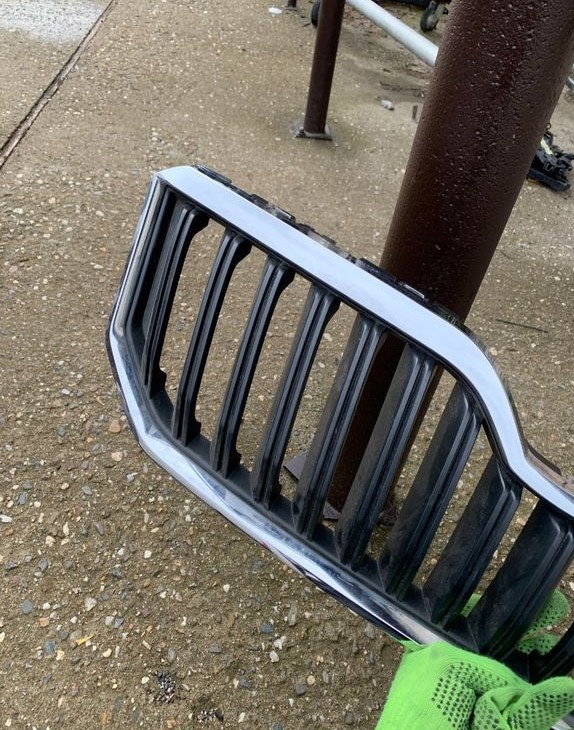 maska mrizka skoda yeti lift - 6