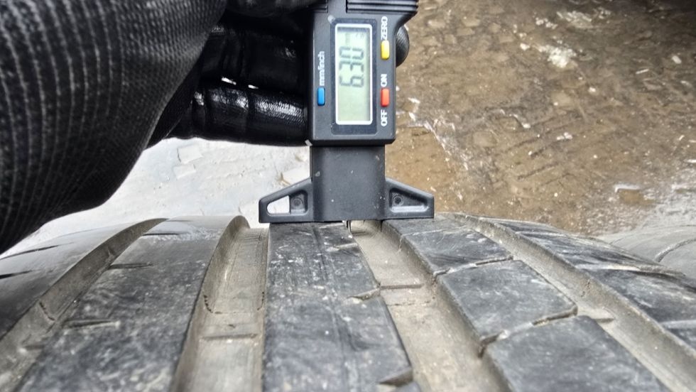 Letní pneu 245/45/18 Good Year - 6