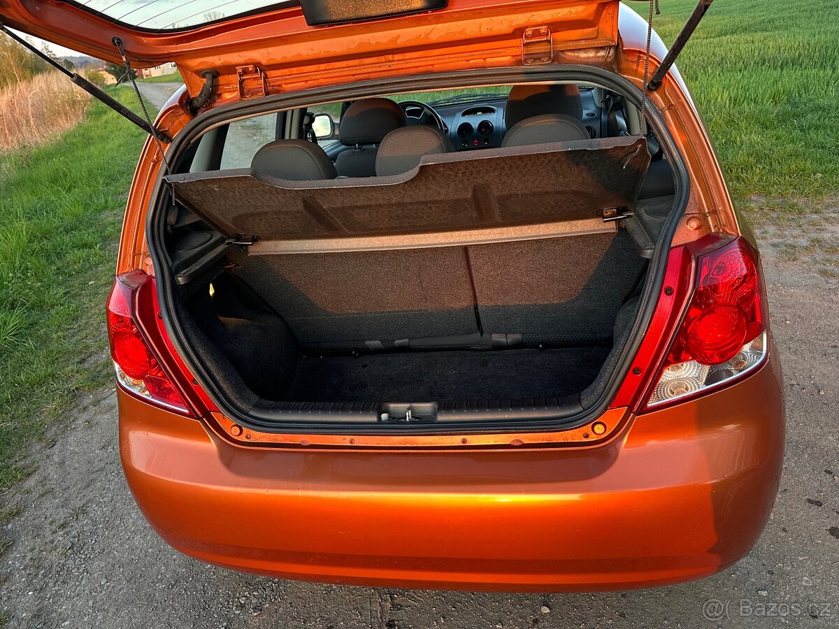 Chevrolet Aveo 1.2 - 6