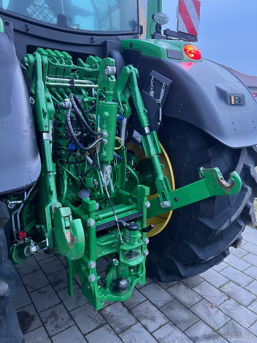 Traktor John Deere 6175R - 6