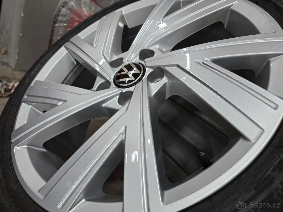 ❄️Zimní ALU kola Volkswagen golf R18❄️ - 6