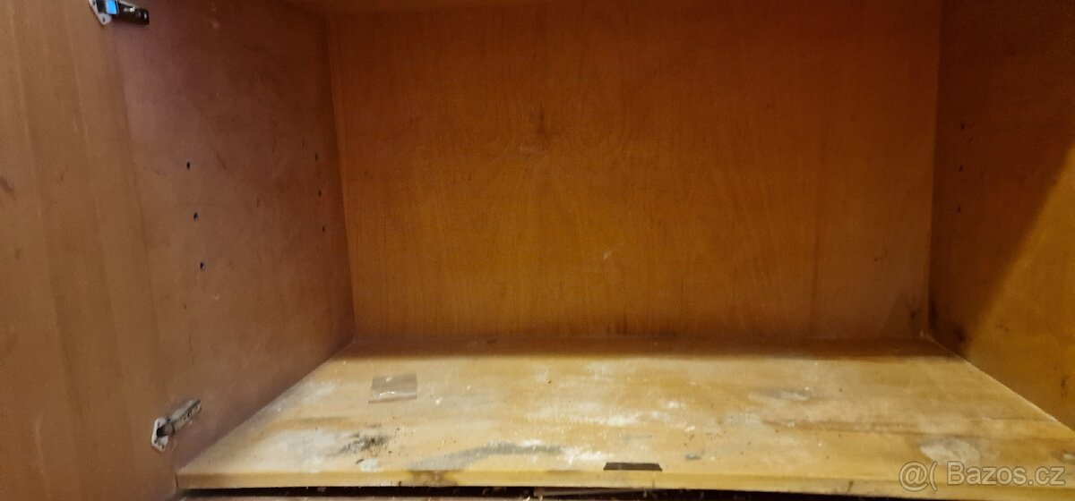 Nabízím uzamykatelnou skříňku ZDARMA - 6