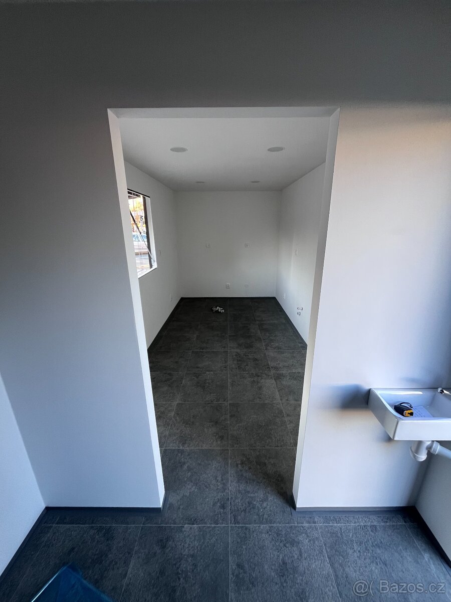 Gastro KONTEJNER 6x 2,5m - 6