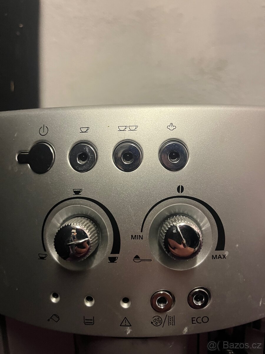 Kávovar De'longhi Magnifika Esam - 6